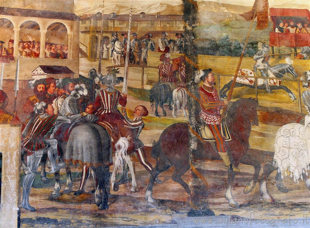 Cavernago (Bergamo) - Affresco nel Castello di Malpaga raffigurante un torneo 